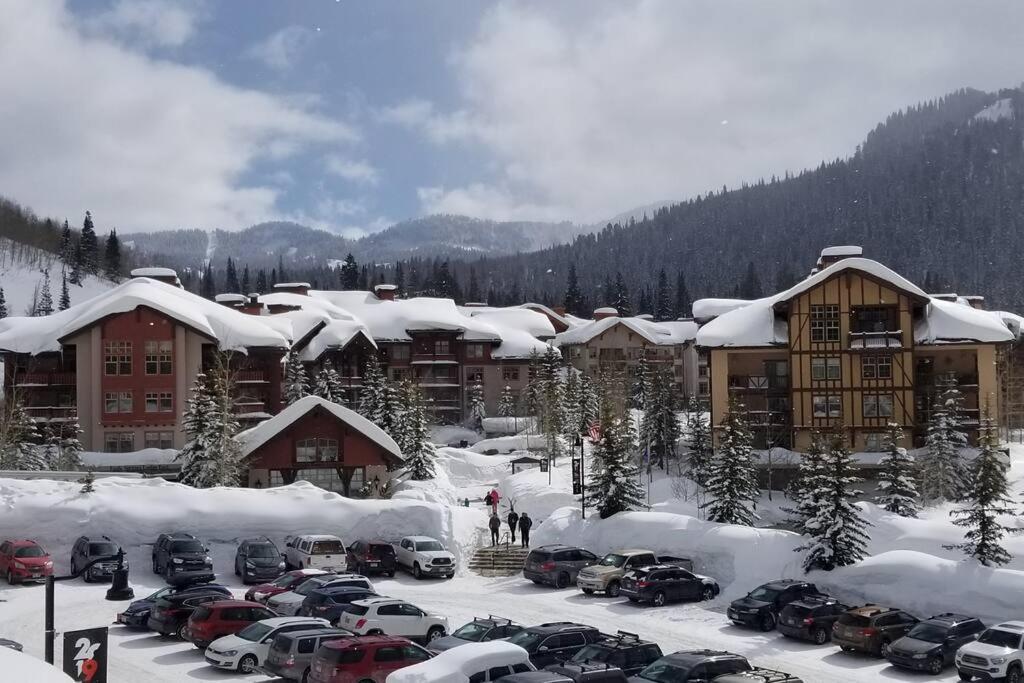 Stunning At Solitude, Steps From Chair Lift, East #103 Brighton Екстер'єр фото