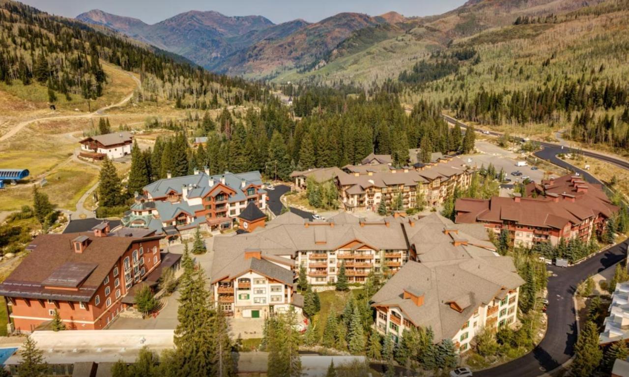 Stunning At Solitude, Steps From Chair Lift, East #103 Brighton Екстер'єр фото
